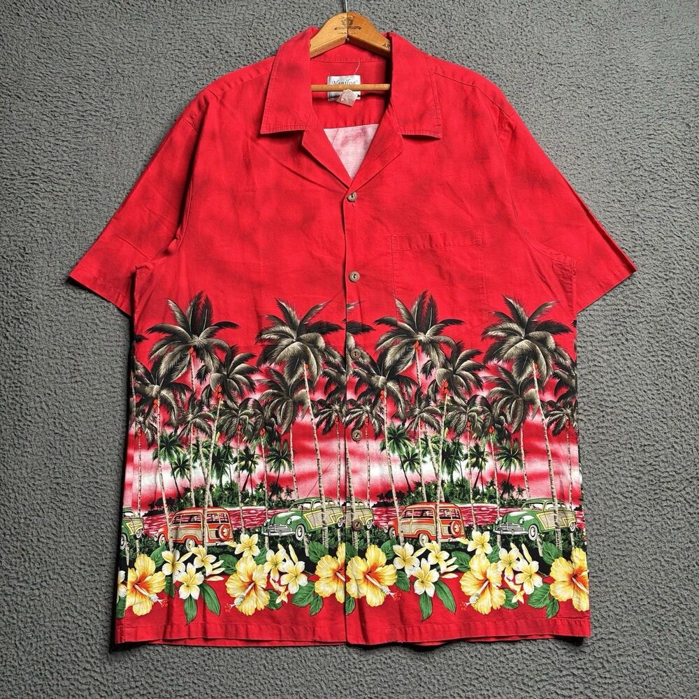 Vintage 80's Naniloa by Lamco Hawaiian Camp Shirt Made in Hawaii Wood Buttons